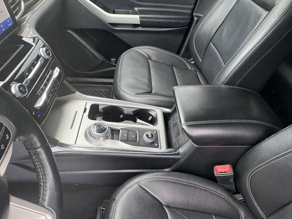 2022 Ford Explorer Limited photo 21