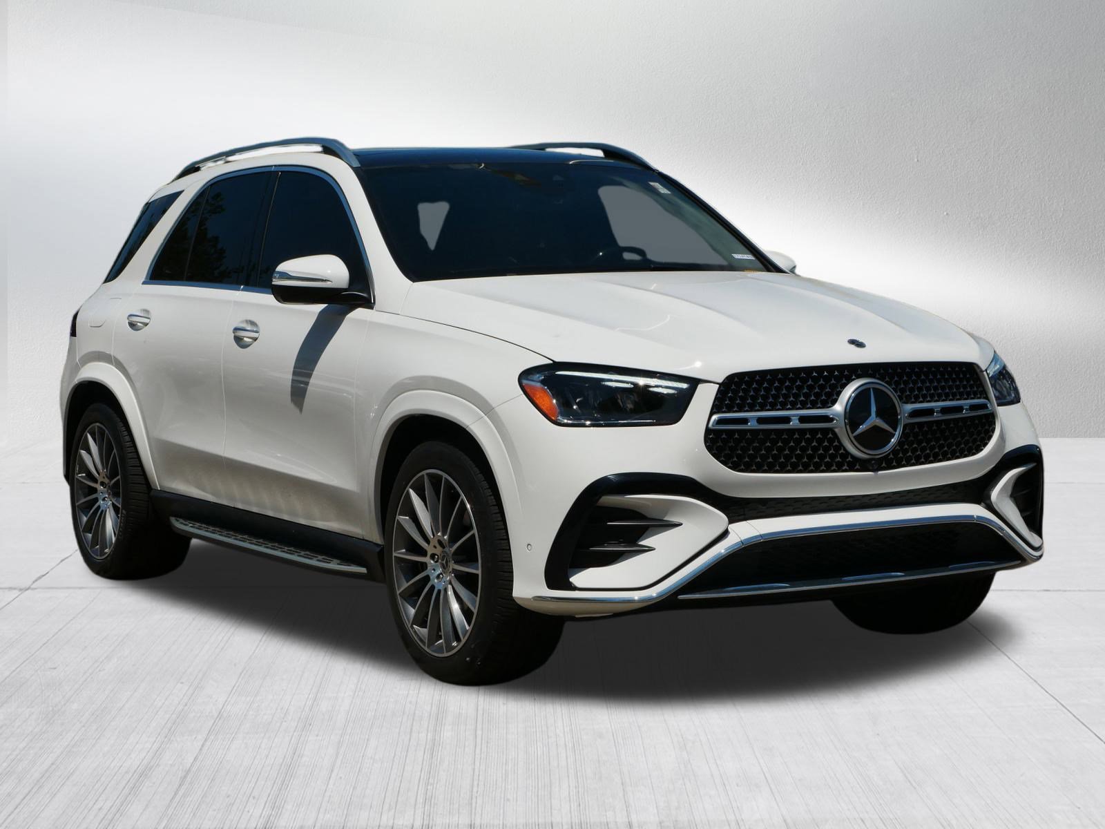 2024 Mercedes Benz GLE 350 4MATIC photo 3