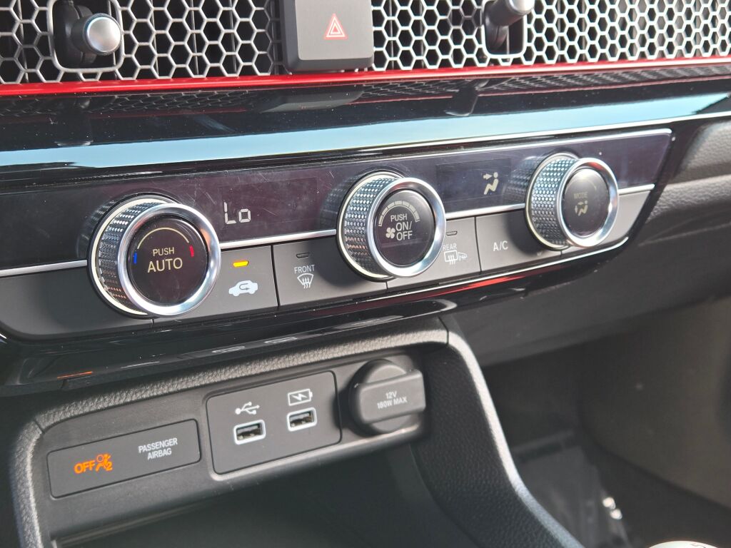 2024 Honda Civic Si photo 24