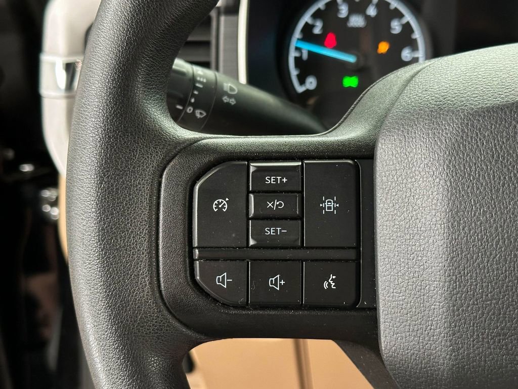 2023 Ford F-150 XLT photo 23