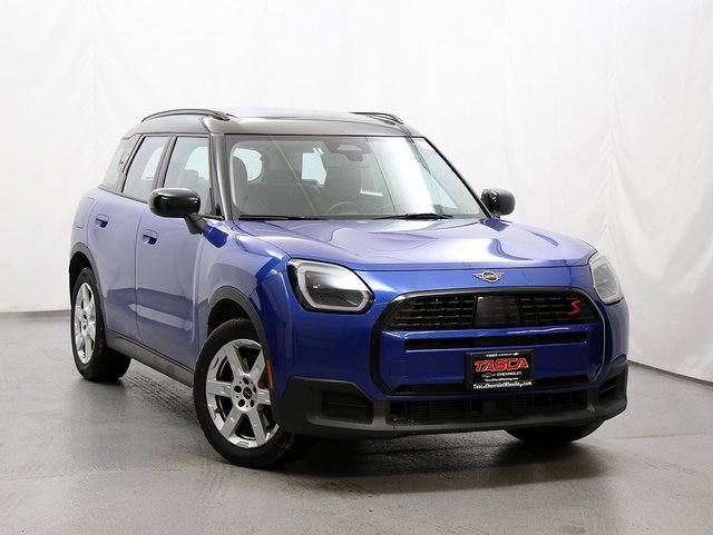 2025 MINI Countryman S's photo