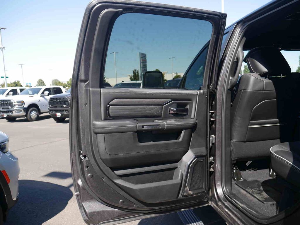 2026 Ram 3500 Limited photo 14