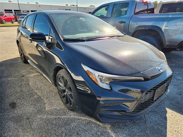 2024 Toyota Corolla SE's photo