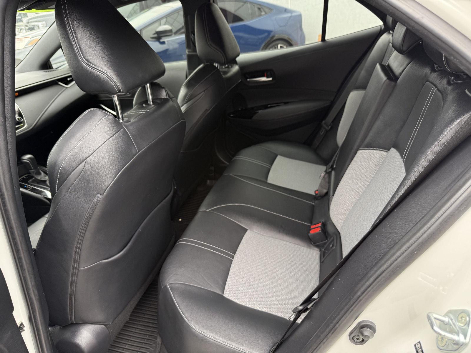 2019 Toyota Corolla XSE photo 10