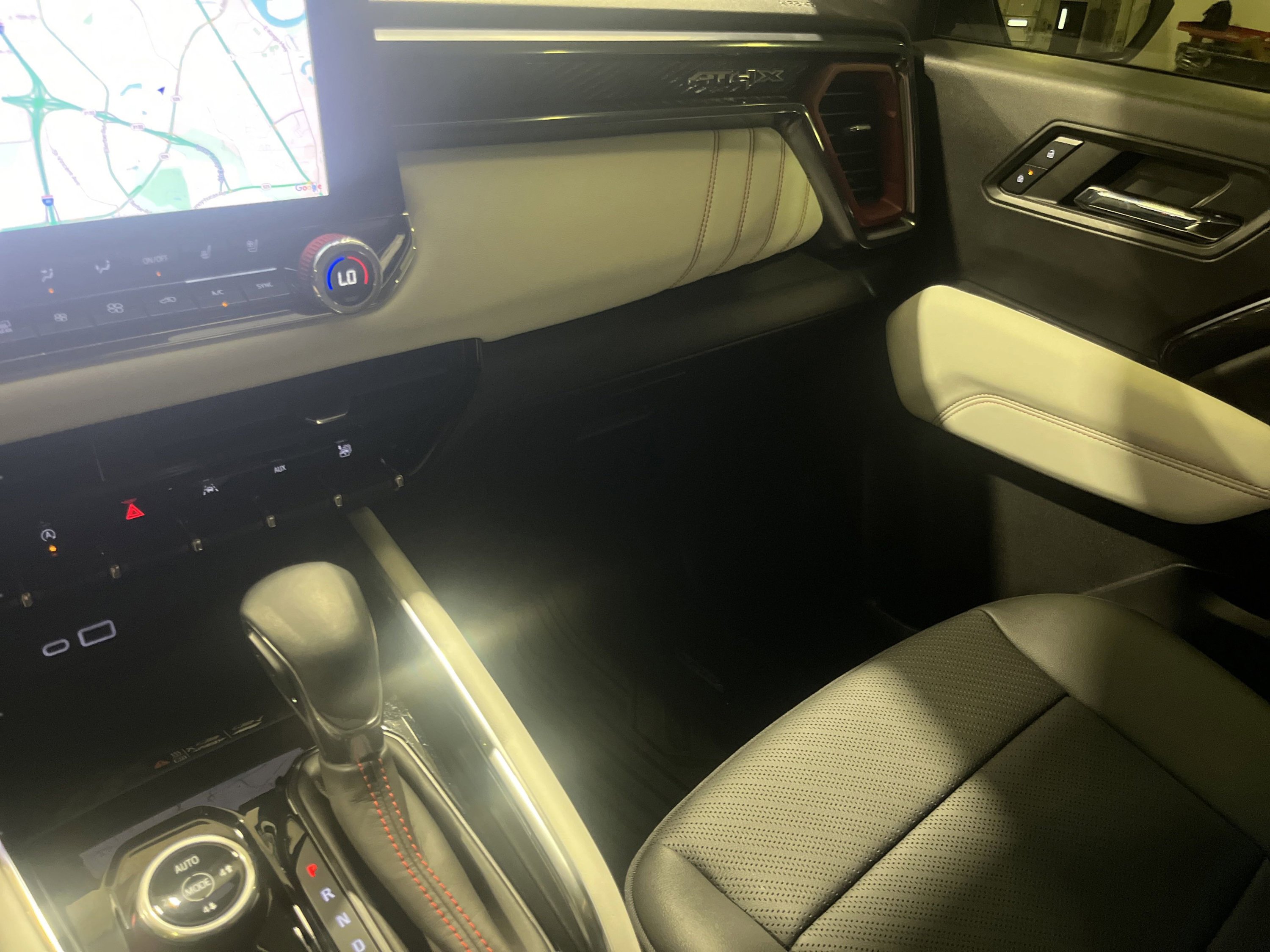 2024 Gmc Canyon AT4X photo 24