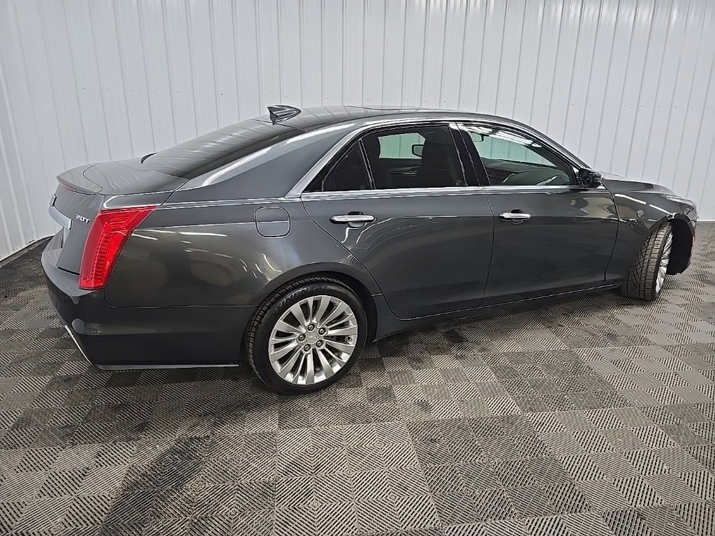 2017 Cadillac CTS Luxury photo 3
