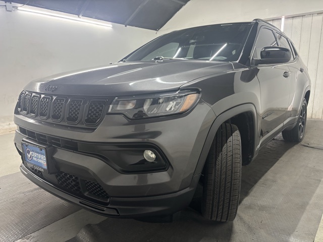 2024 Jeep Compass Altitude Special Edition photo 3