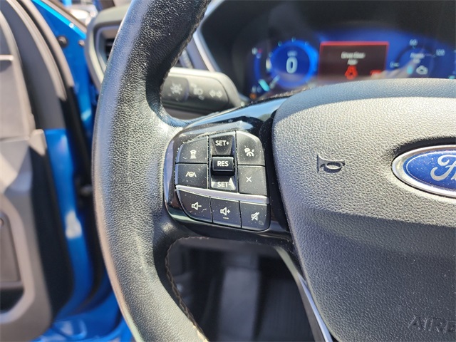 2021 Ford Escape Titanium Hybrid photo 24
