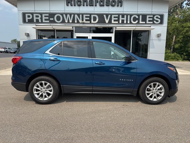 Used 2020 Chevrolet Equinox LT with VIN 2GNAXJEV7L6173768 for sale in Gladwin, MI