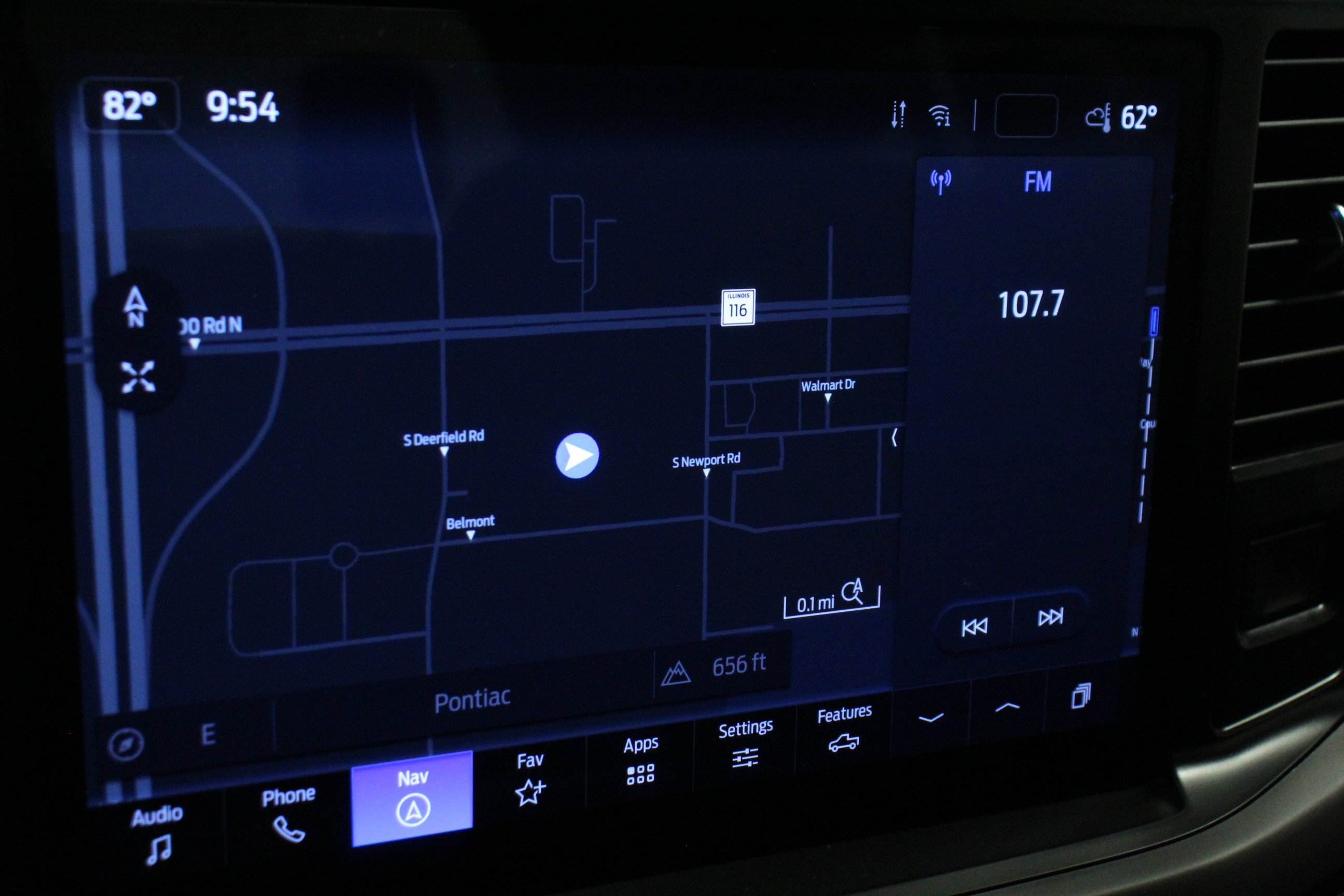 2024 Ford F-150 Lightning XLT photo 17