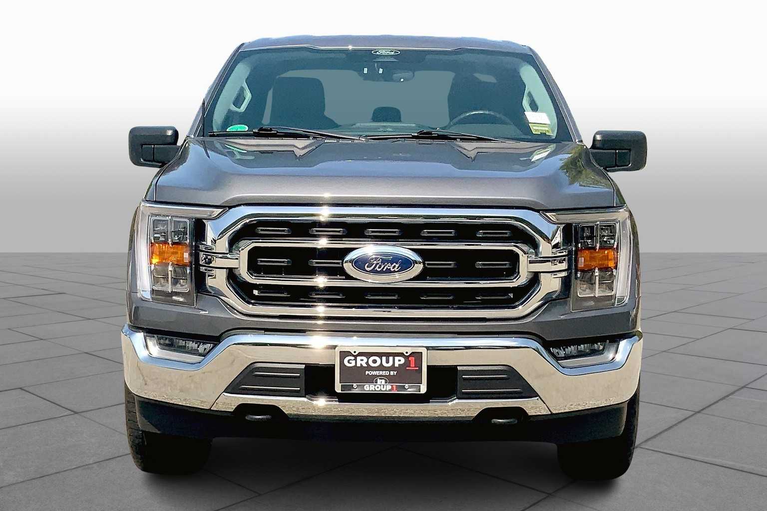 2022 Ford F-150 XLT photo 3