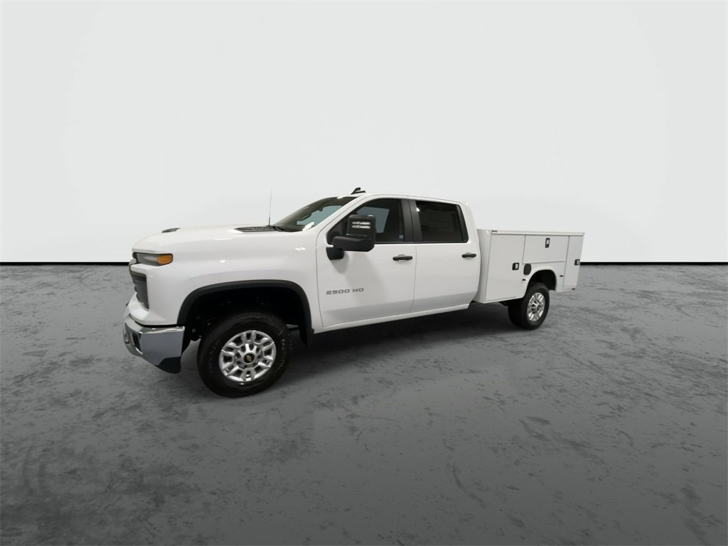 2025 Chevrolet Silverado 2500HD photo 4