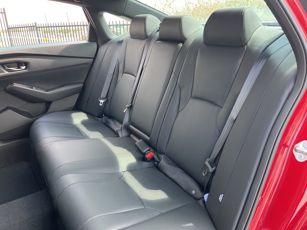 2025 Honda Accord Hybrid Sport-L photo 13