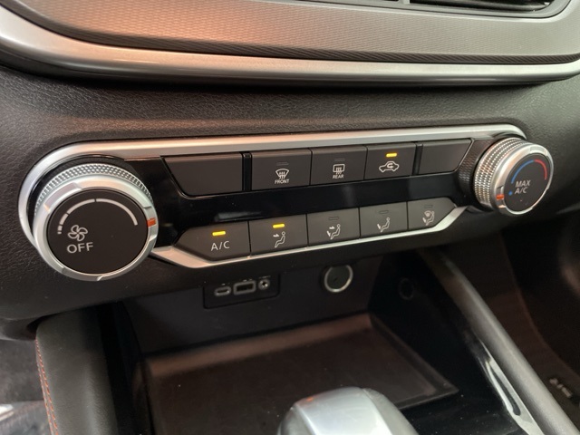 2023 Nissan Altima 2.5 SR photo 28