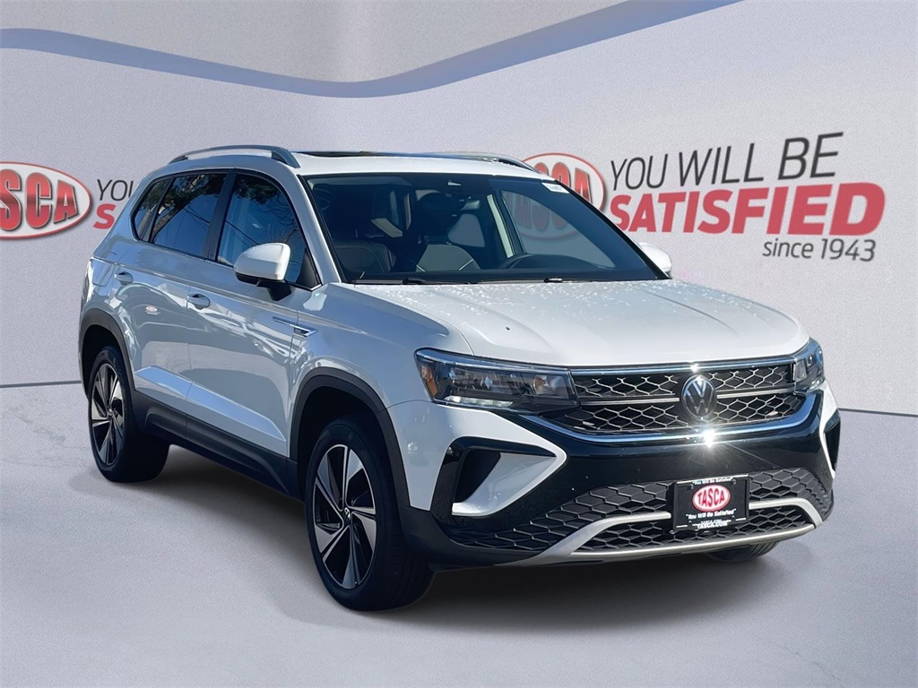 2023 Volkswagen Taos SE's photo