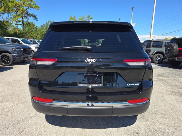 2025 Jeep Grand Cherokee Laredo X photo 4