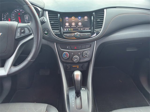 2022 Chevrolet Trax LT photo 16