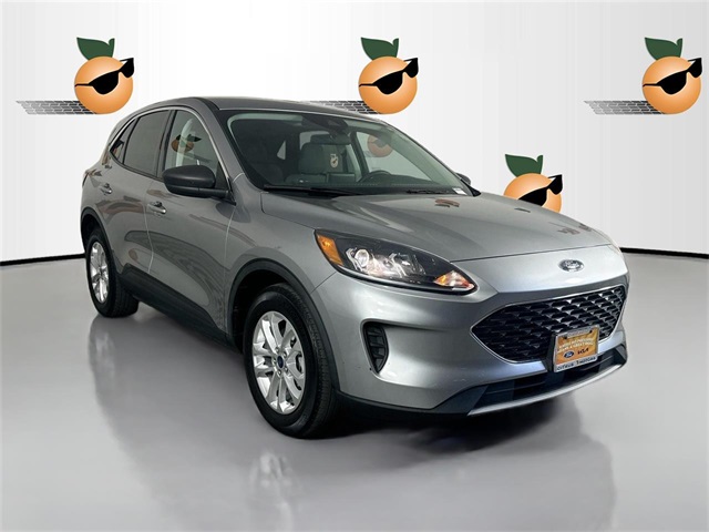 2022 Ford Escape SE's photo