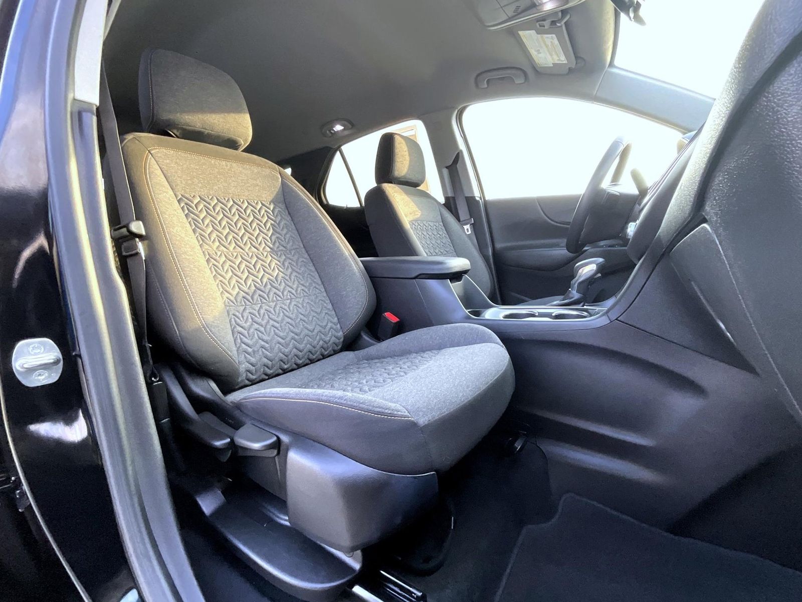 2024 Chevrolet Equinox LT photo 15