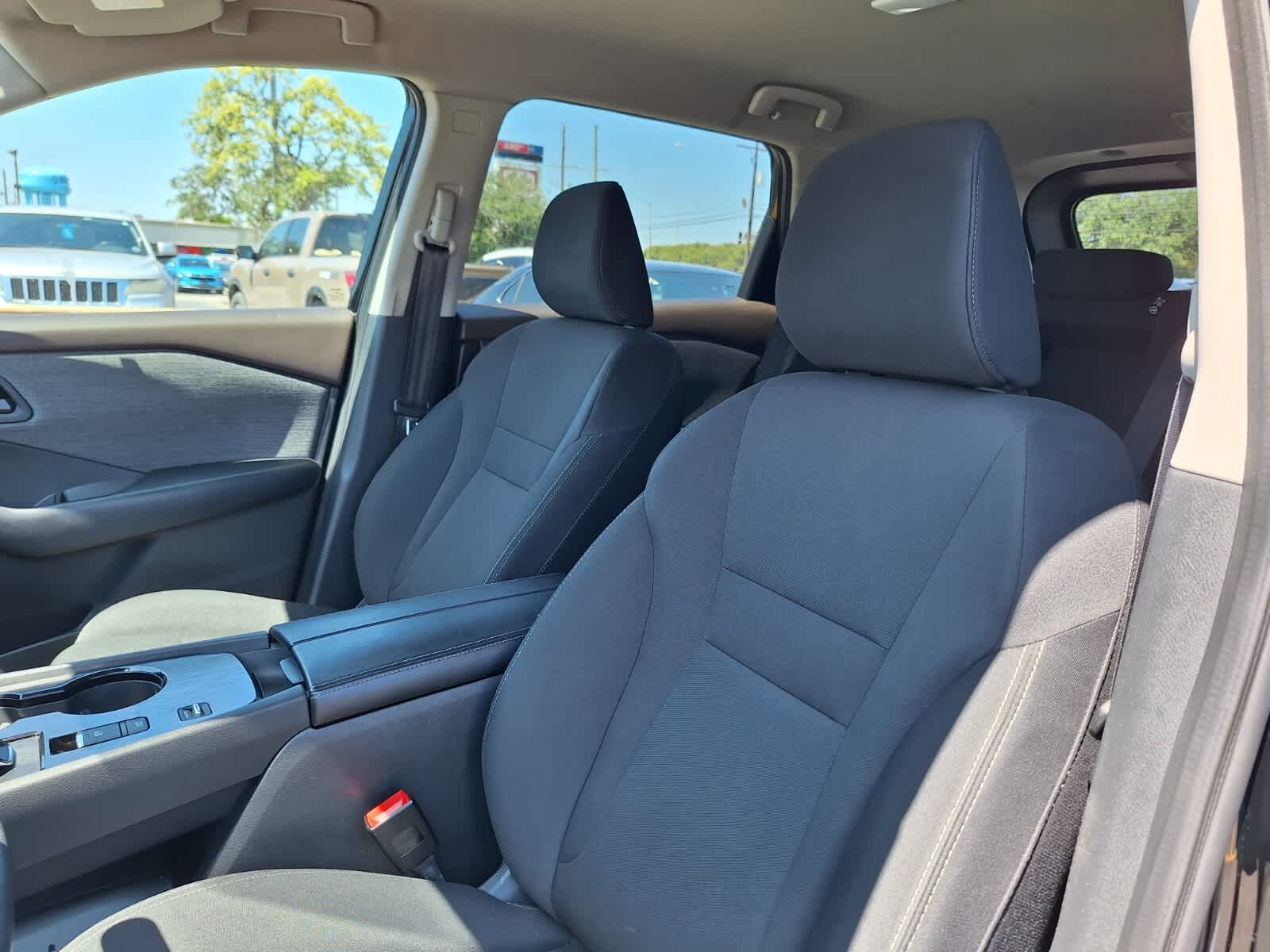 2023 Nissan Rogue S photo 11