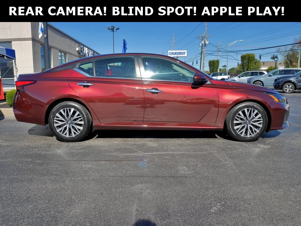 2023 Nissan Altima SV