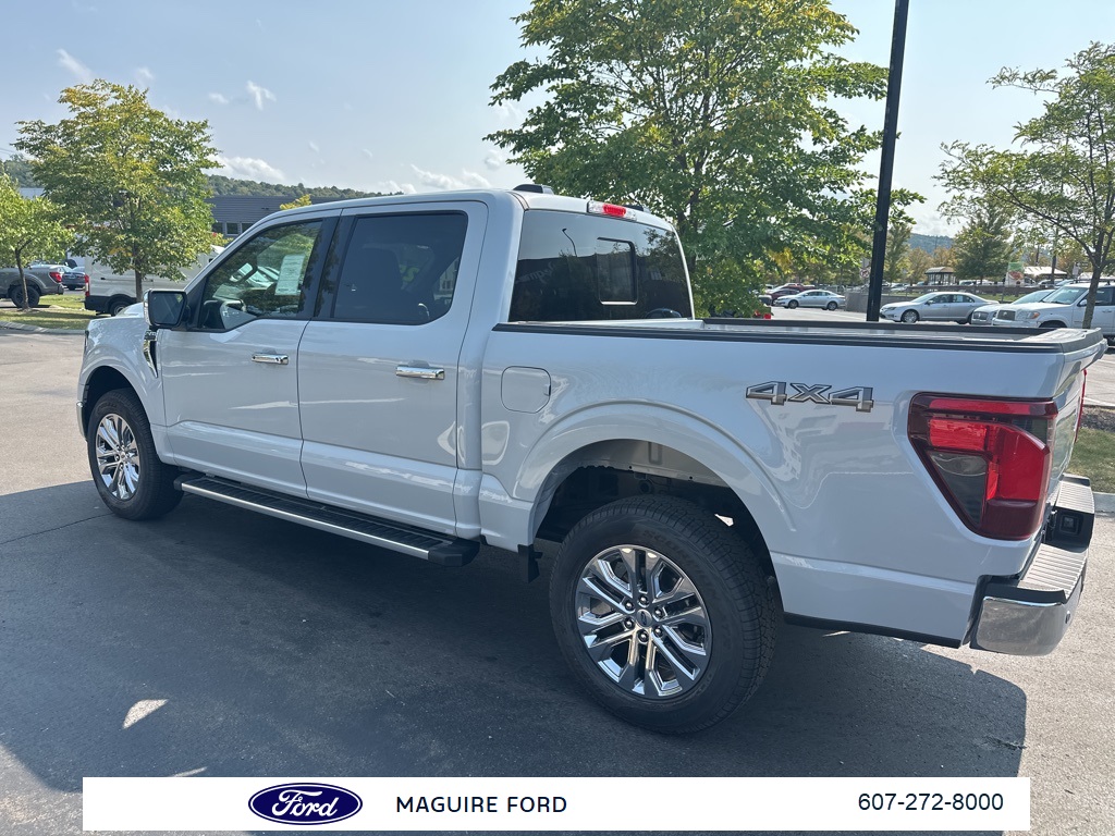 2025 Ford F-150 XLT photo 7
