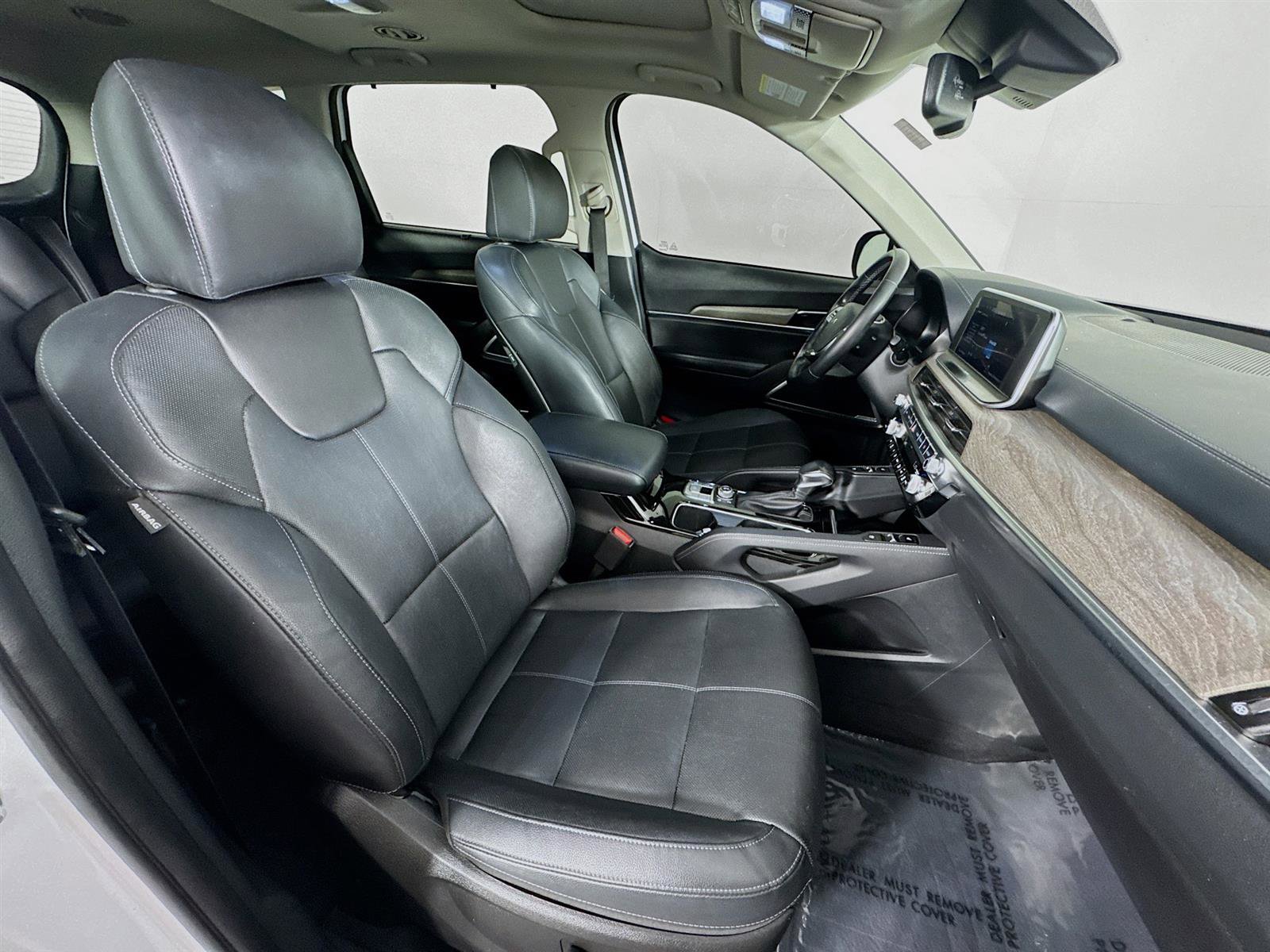 2022 Kia Telluride EX photo 28