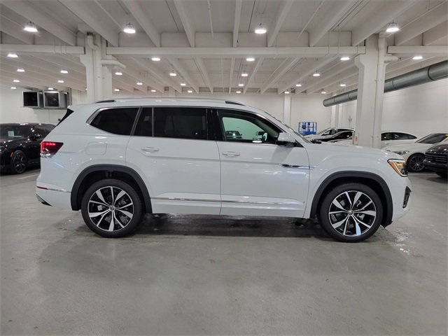 2025 Volkswagen Atlas SEL Premium R-Line photo 4
