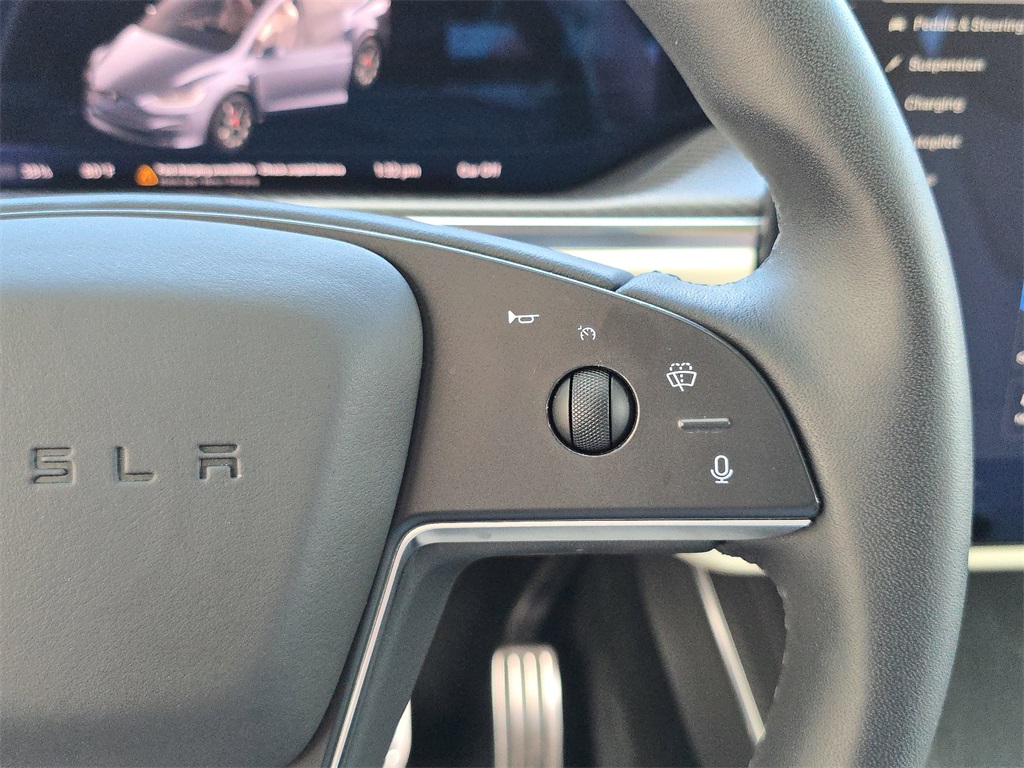 2023 Tesla Model X Plaid photo 21