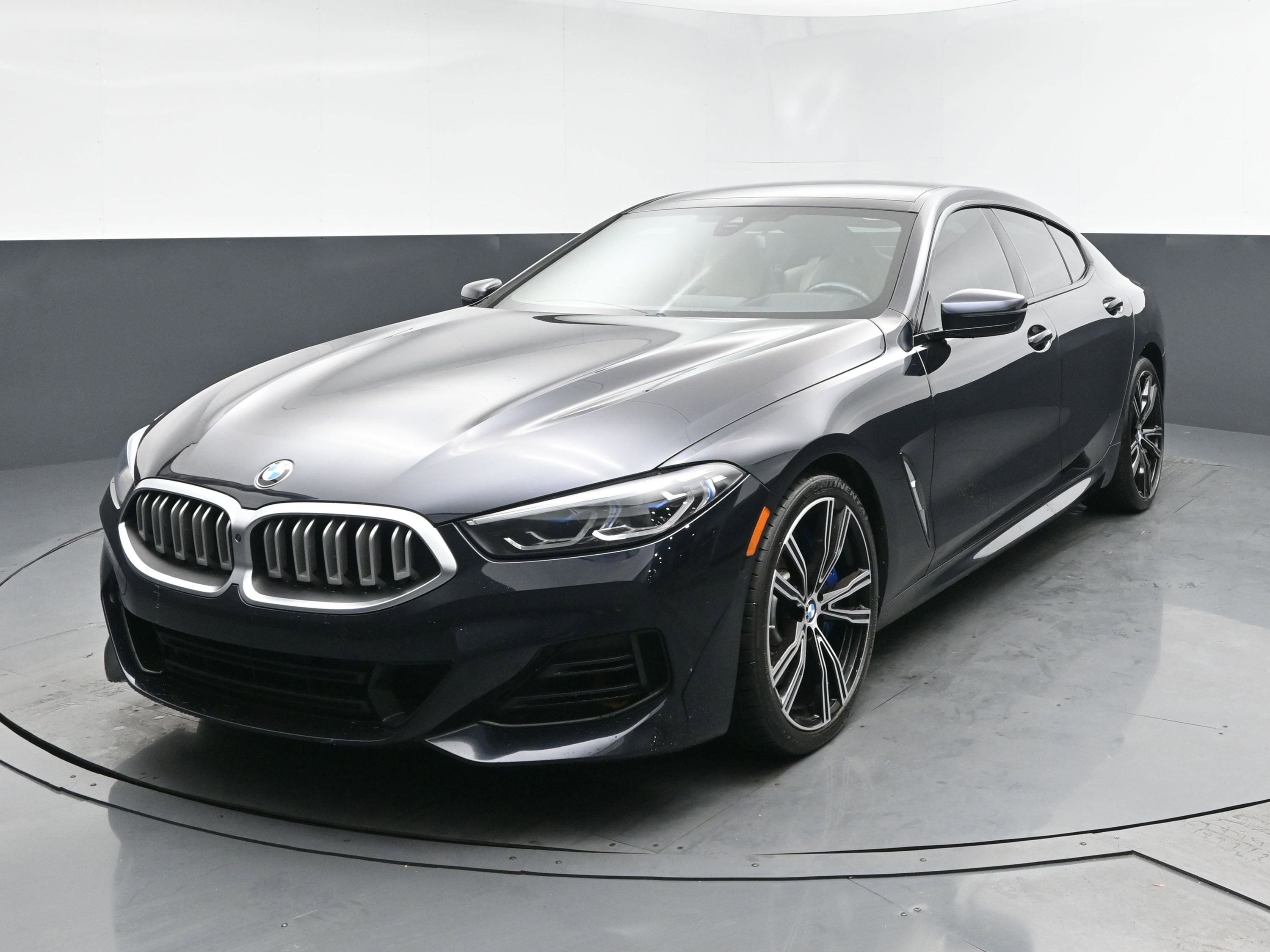 2023 BMW 8 Series 840i's photo