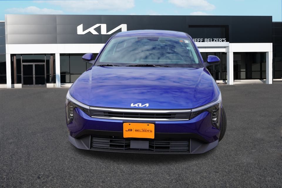 2025 Kia K4 LXS photo 8