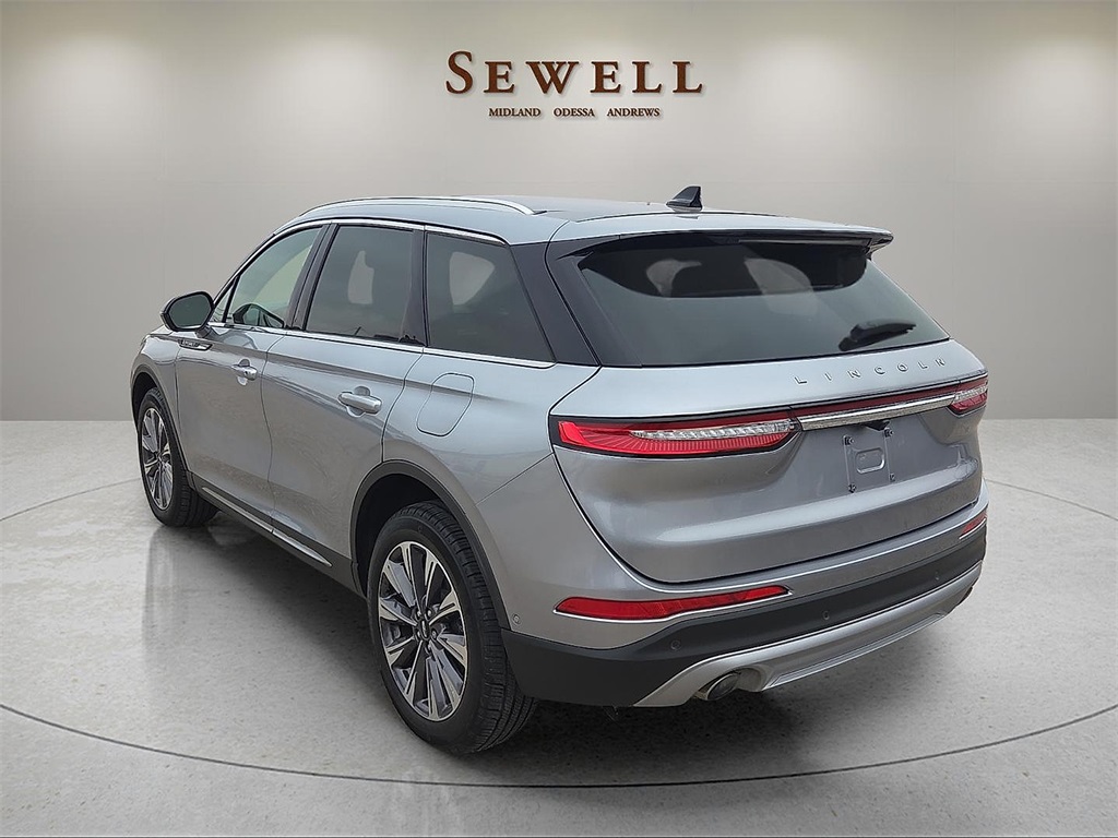 2022 Lincoln Corsair Reserve photo 2