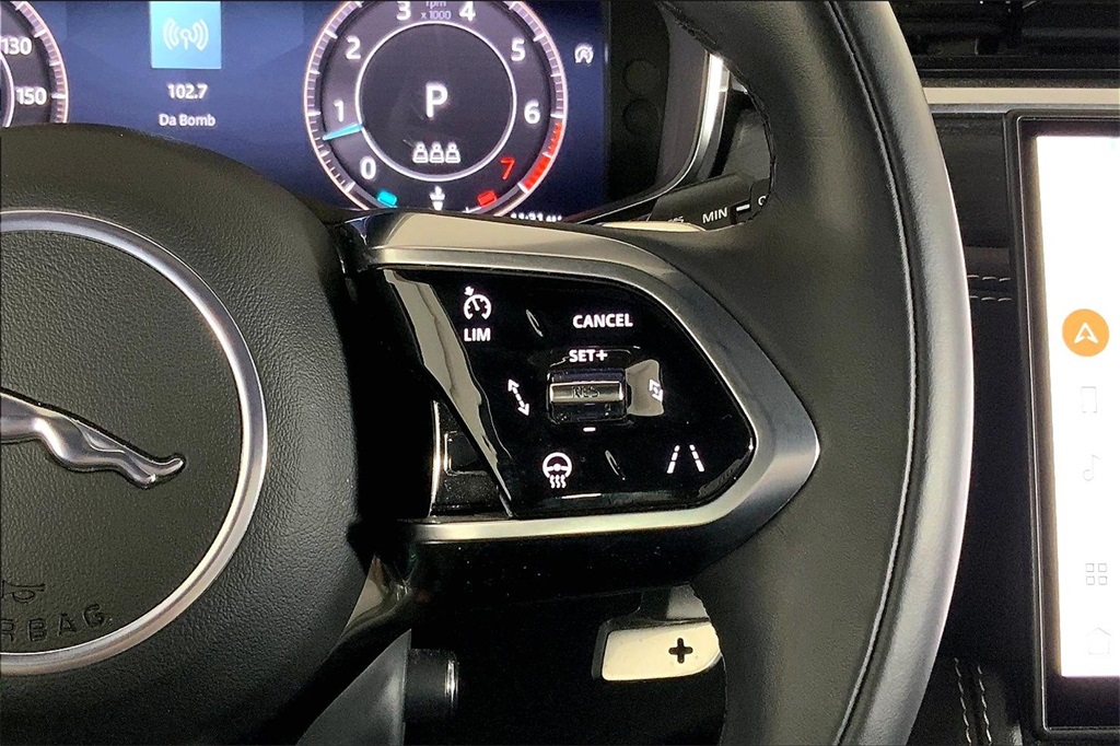 2024 Jaguar F-PACE P250 R-Dynamic S photo 18