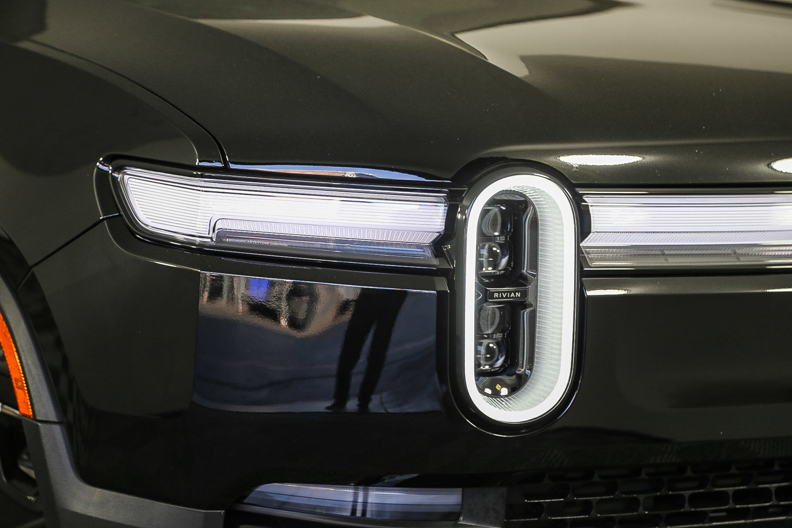 Used 2025 Rivian R1S Adventure with VIN 7PDSGBBA2SN064139 for sale in Buena Park, CA