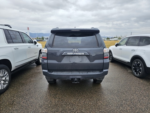 2024 Toyota 4Runner SR5 photo 3