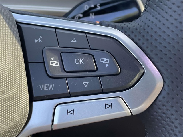 2025 Volkswagen Tiguan SE R-Line Black photo 20