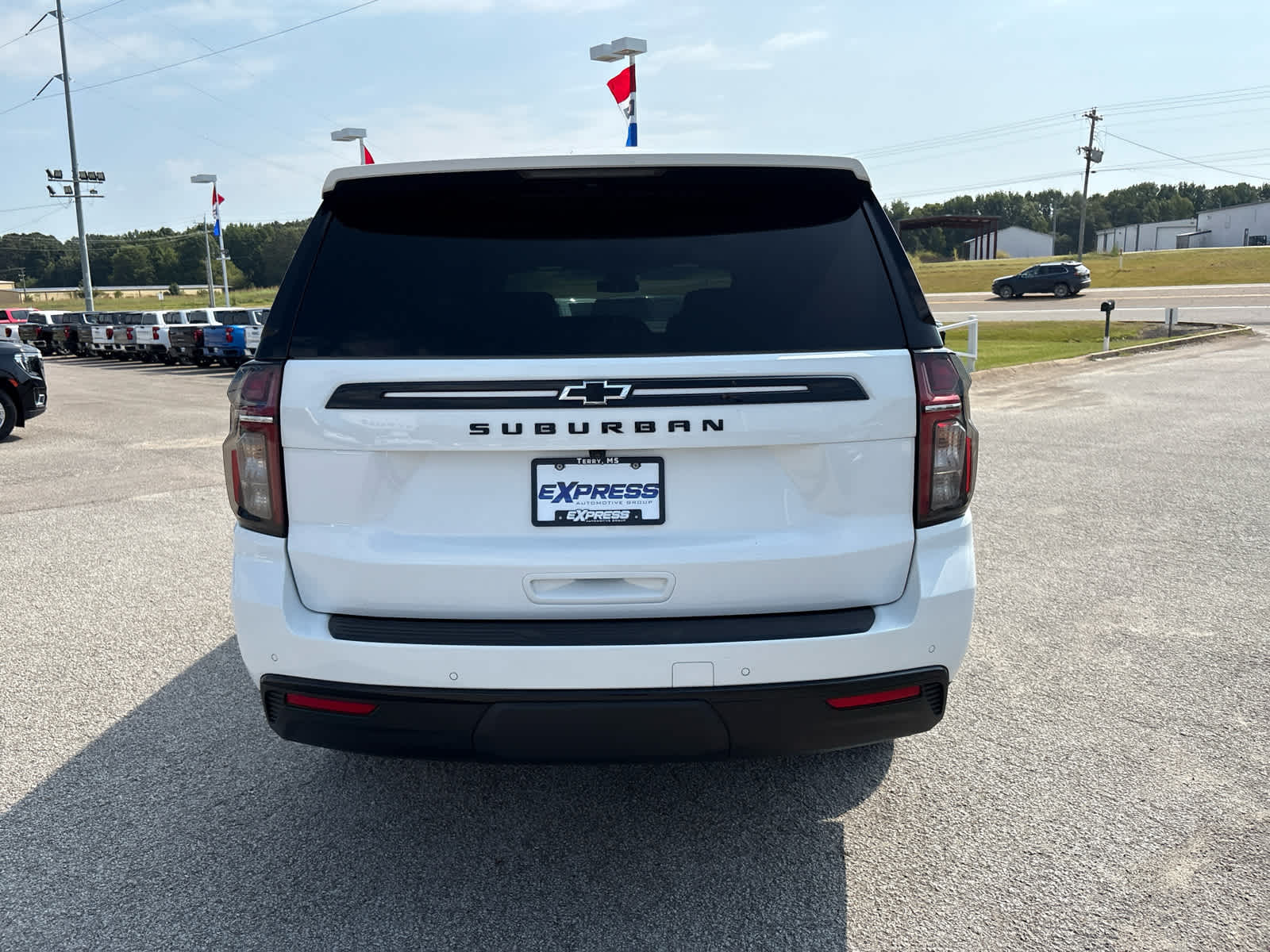 2024 Chevrolet Suburban Z71 photo 4