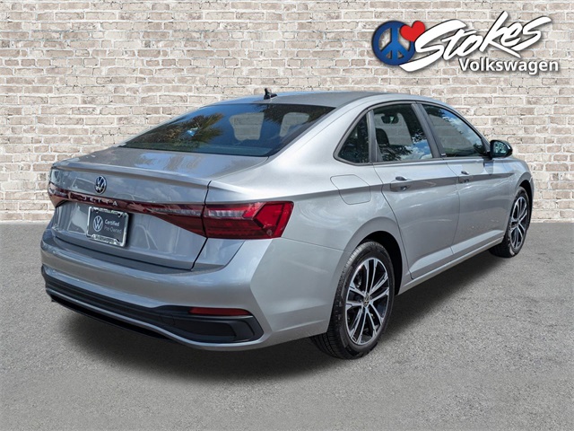 2025 Volkswagen Jetta 1.5T Sport photo 4