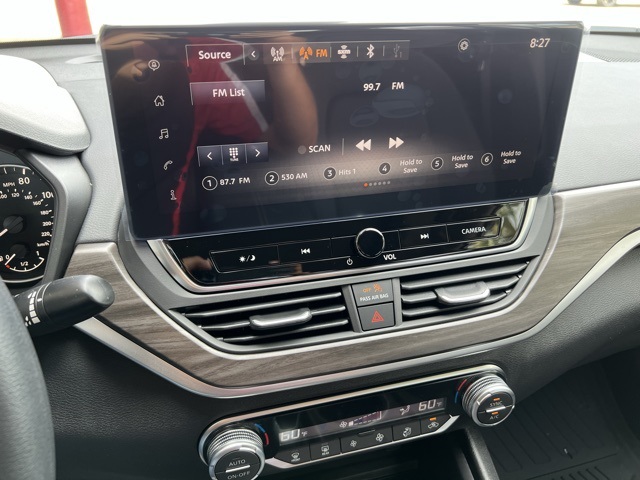 2025 Nissan Altima SV Special Edition photo 4
