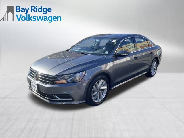 2018 Volkswagen Passat SE photo 3