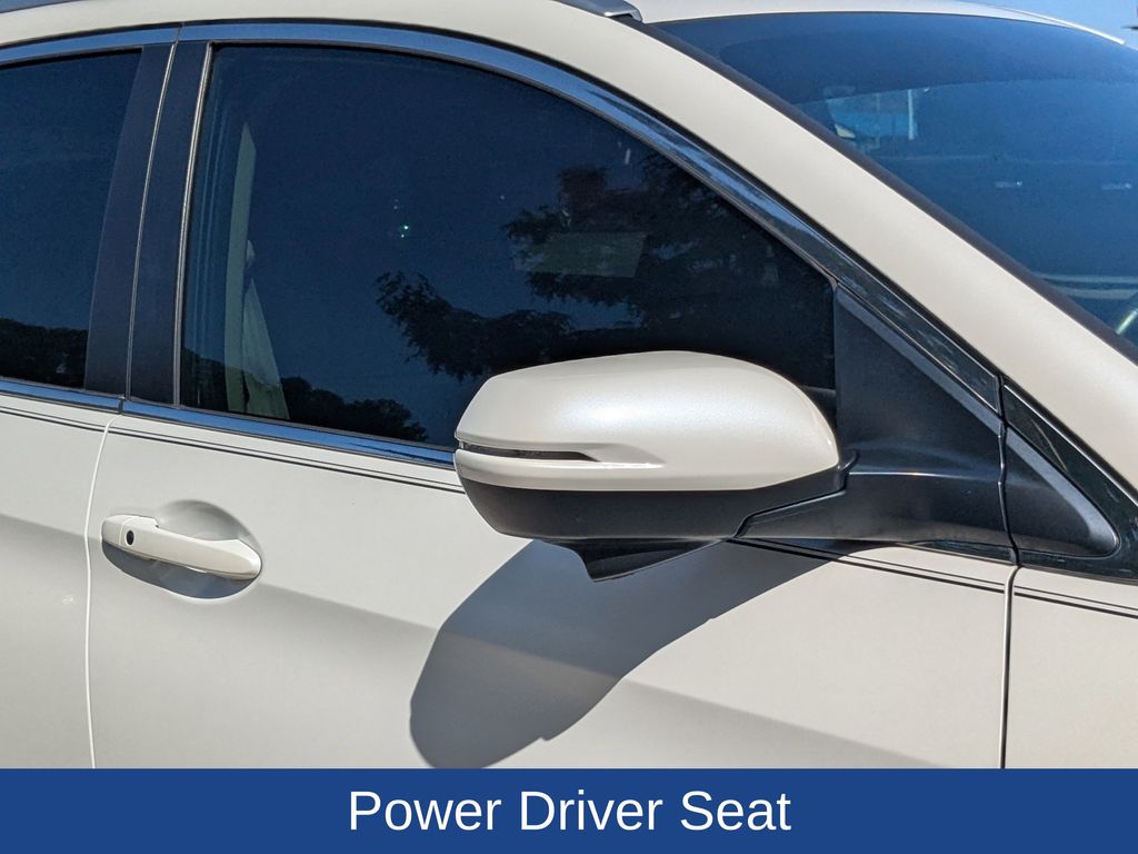 2015 Honda CR-V Touring photo 10