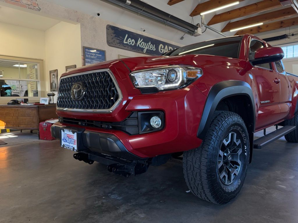 2018 Toyota Tacoma TRD Off-Road photo 4