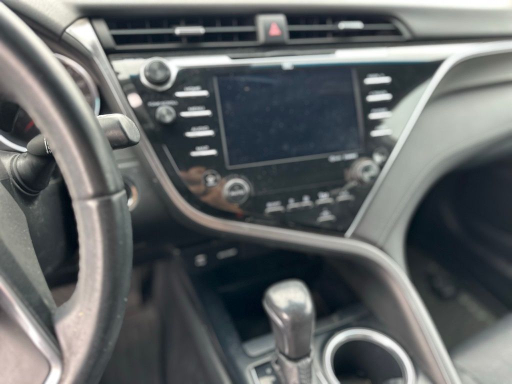 2018 Toyota Camry XSE V6 photo 11