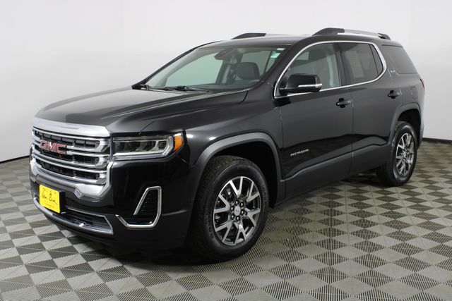 2023 Gmc Acadia SLE photo 3
