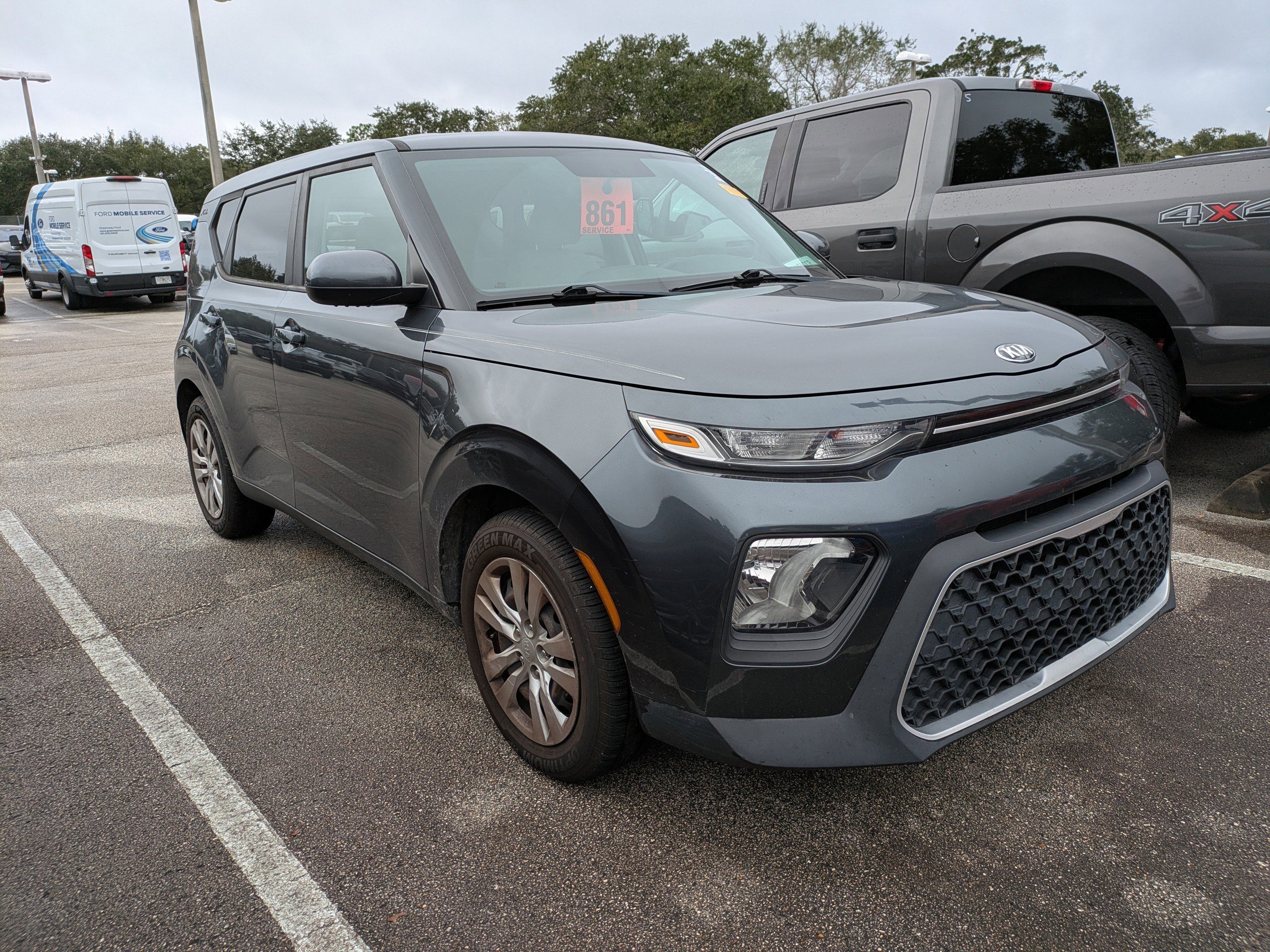 2021 Kia Soul LX's photo