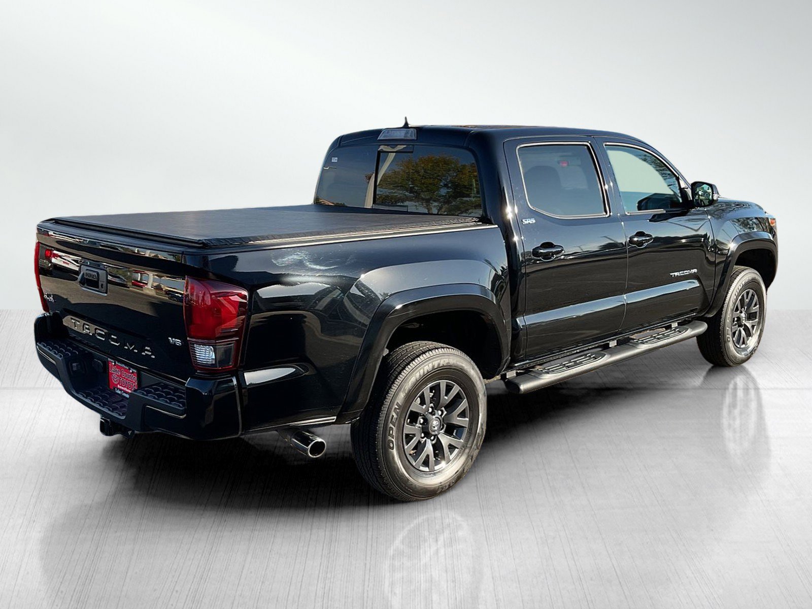 2023 Toyota Tacoma SR5 photo 5