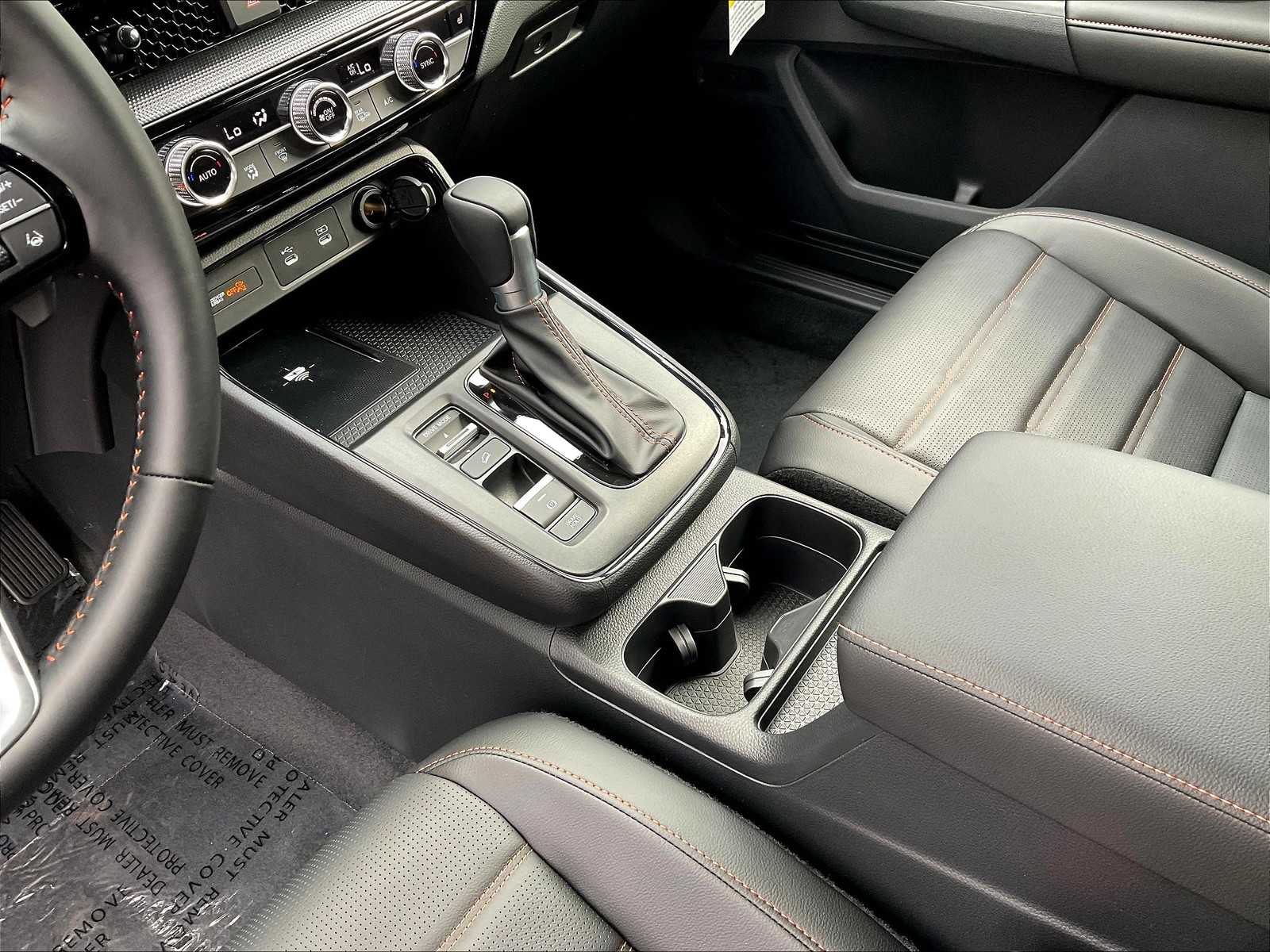 2026 Honda CR-V Hybrid Sport Touring photo 13
