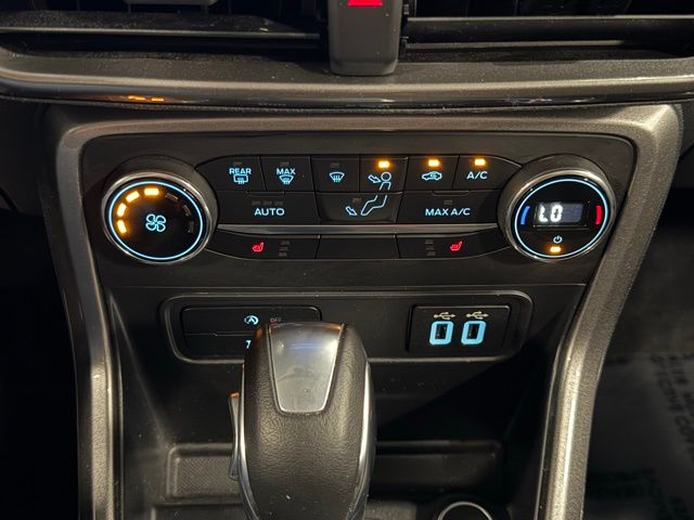 2021 Ford EcoSport SE photo 24
