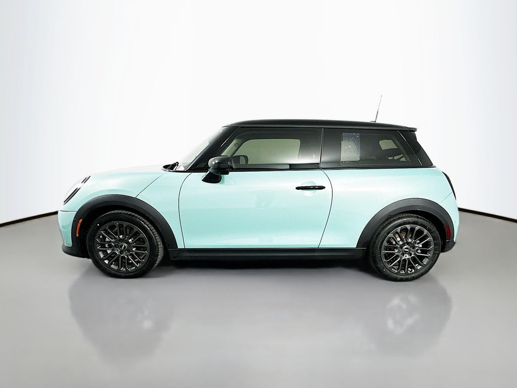 2025 Mini Cooper 2 Door Hardtop Iconic photo 8