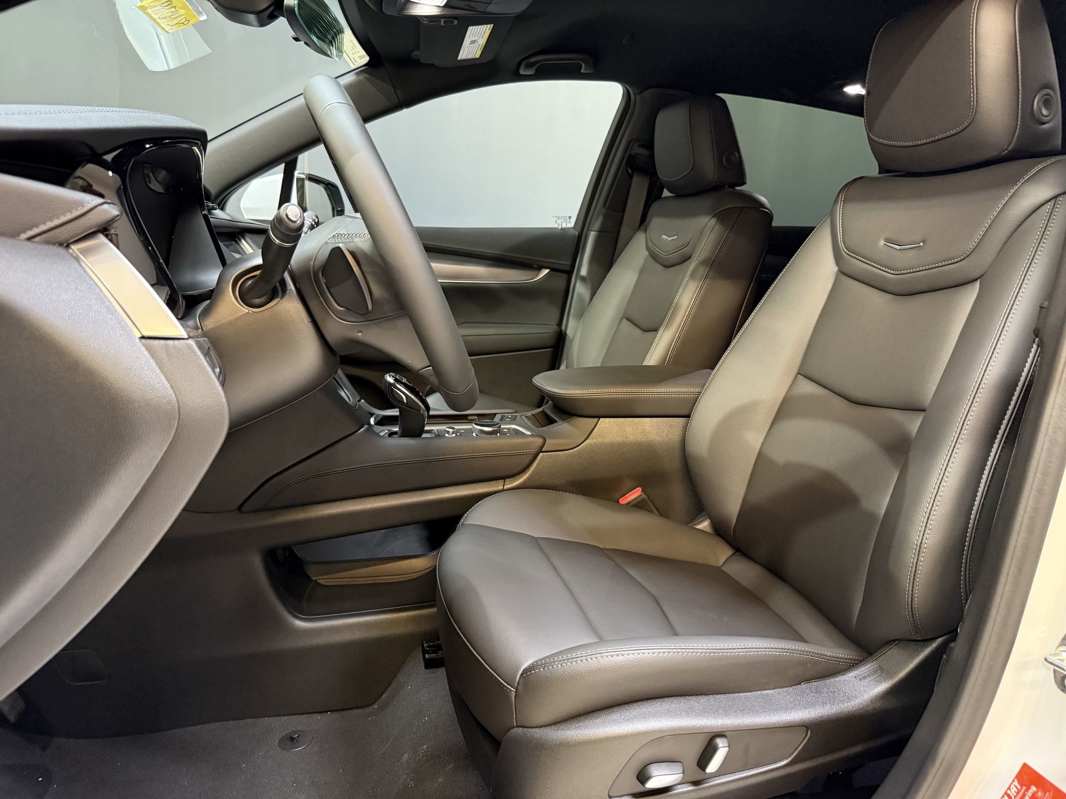 2025 Cadillac XT5 Luxury photo 5